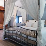 Domaine De Godchure - 11 Pers Jacuzzi&sauna Hébergement de vacances *